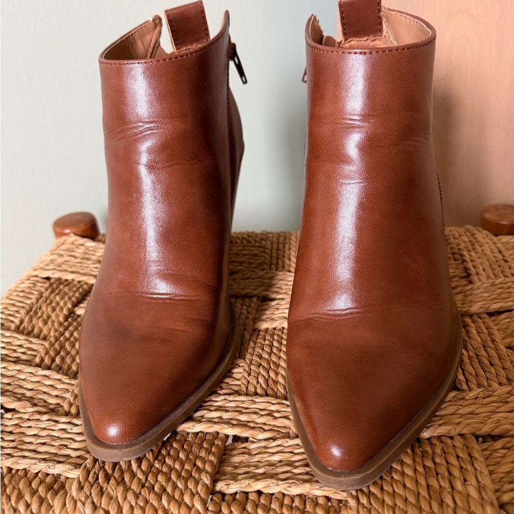 Universal Thread Ankle Booties, EUC - Picture 3 of 15